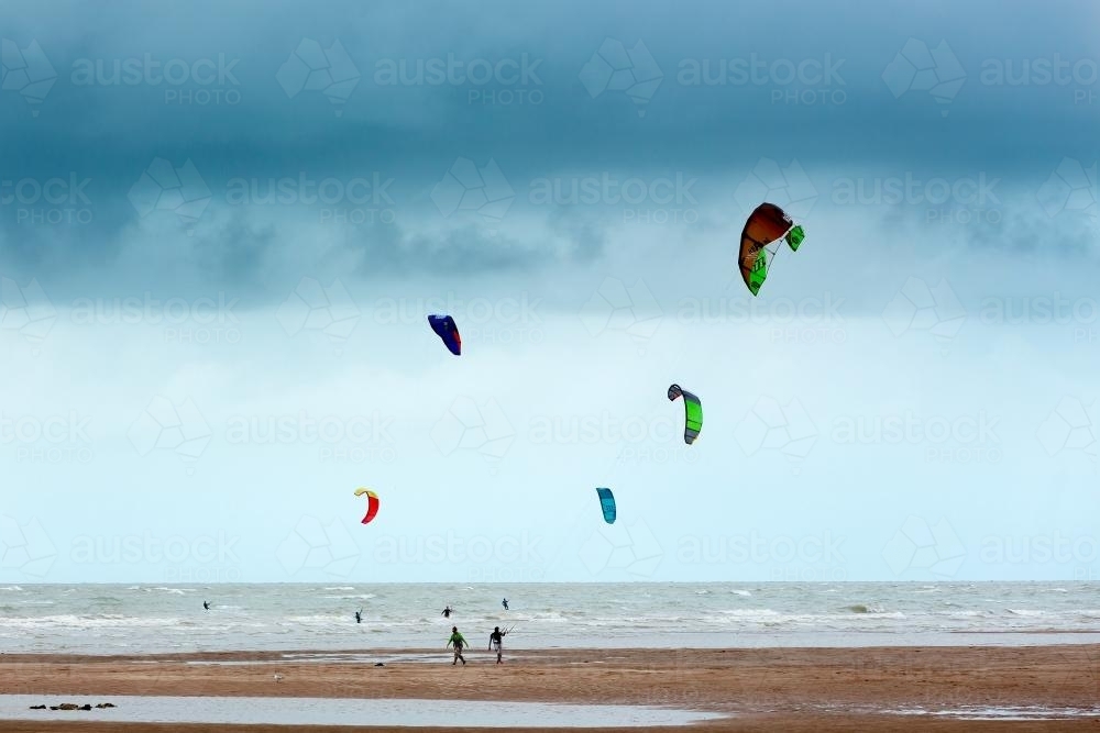 Kite Surfing in monsoon weather in Darwin - Australian Stock Image
