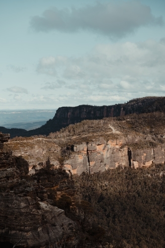 Narrow Neck Plateau Trail as seen from Cahill's Lookout, Blue Mountains