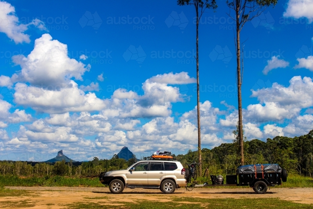4wd in front of mountains - Australian Stock Image