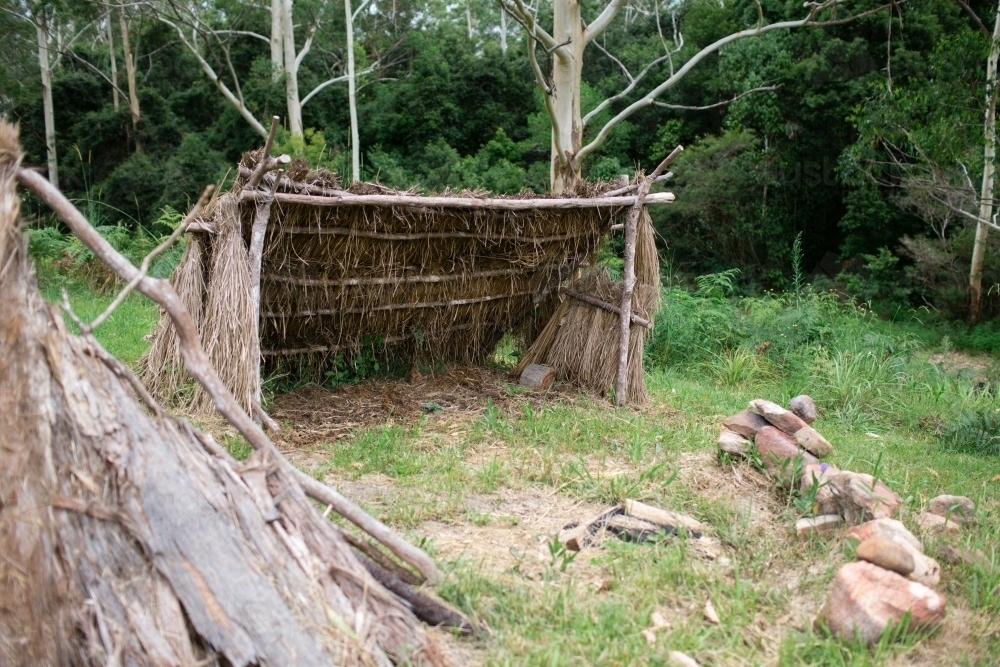 Aboriginal humpy shelter in bushland - Australian Stock Image