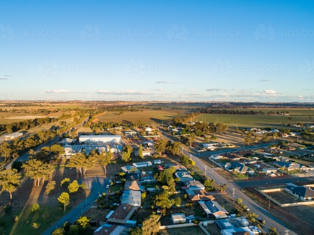 Aerial photo looking down on suburban street view of houses on a cul-de-sac - Australian Stock Image