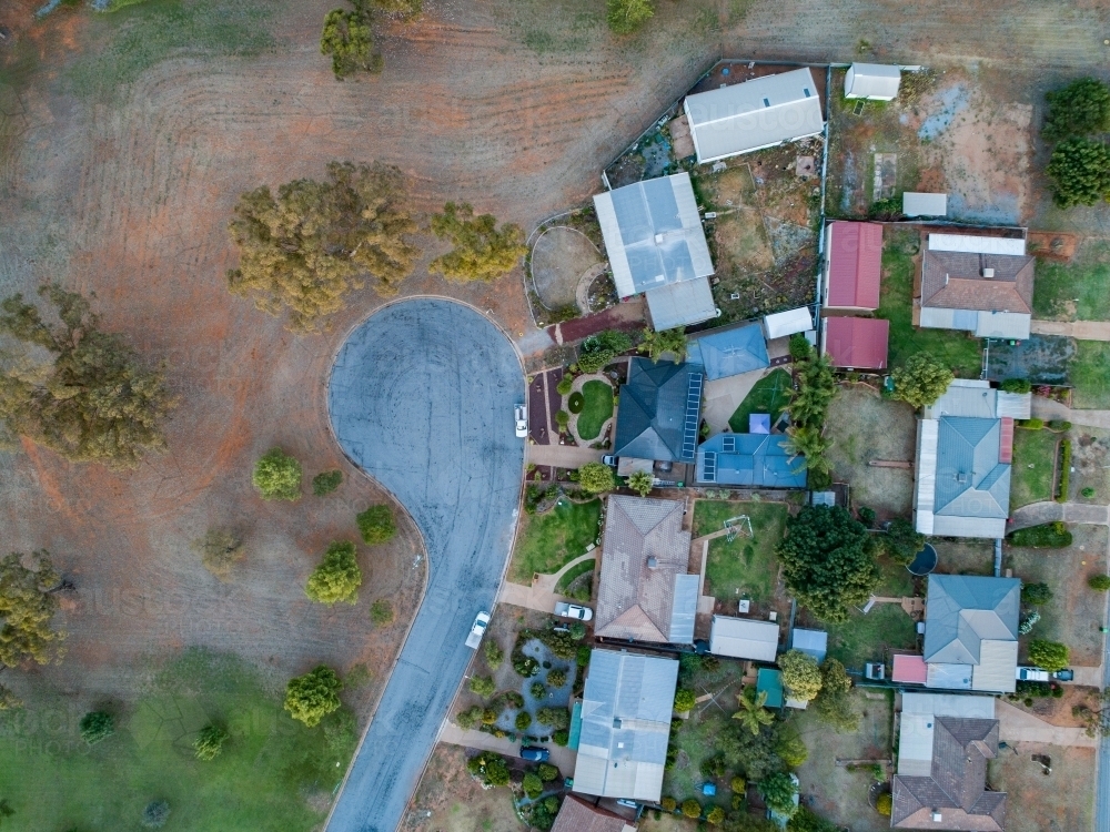 Aerial photo looking down on suburban street view of houses on a cul-de-sac - Australian Stock Image