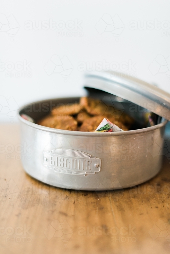 Anzac Biscuits in plain metal tin - Australian Stock Image