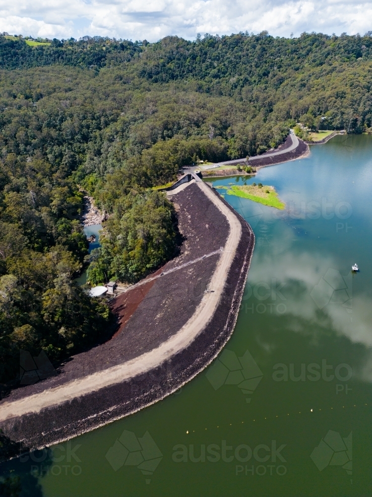 Baroon Pocket Dam nestled in the hills between Montville and Maleny on the Sunshine Coast - Australian Stock Image
