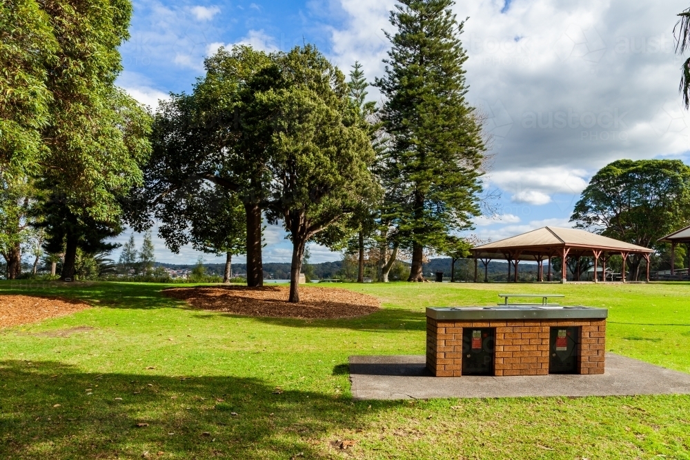 Image of BBQ at a sunny park, Speers Point, Newcastle Austockphoto