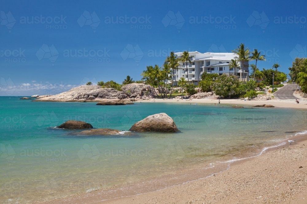 Beach and resort hotel at Gray's Bay. - Australian Stock Image