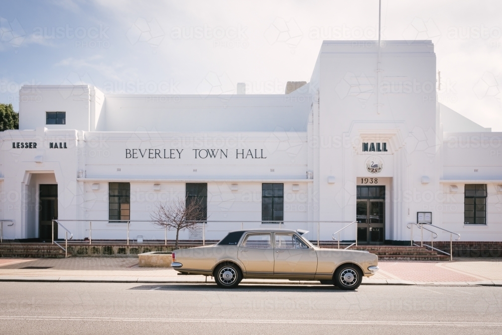 Beverley Town Hall old buiilding and vintage Holden in the Avon Valley in Western Australia - Australian Stock Image