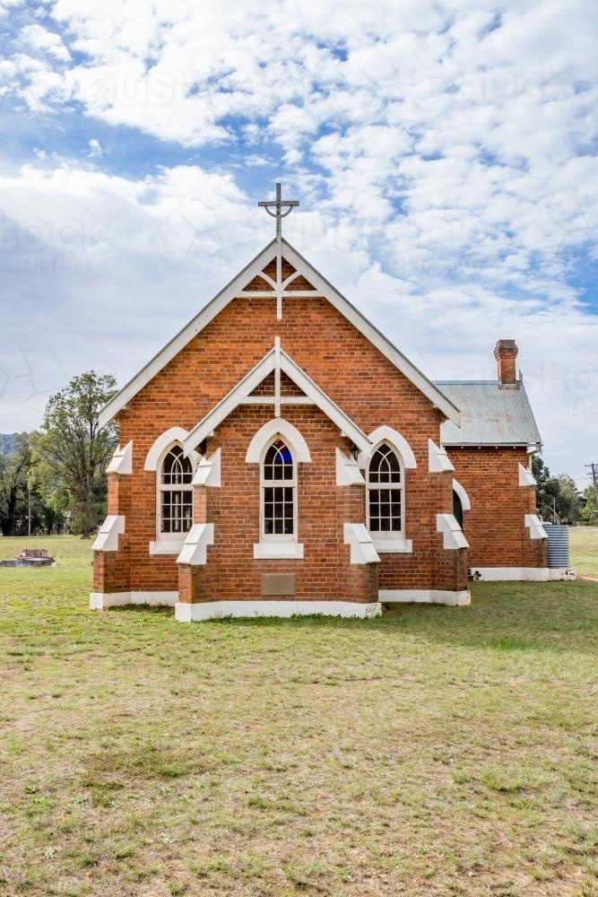 Broke Fordwich Country Church front on - Australian Stock Image