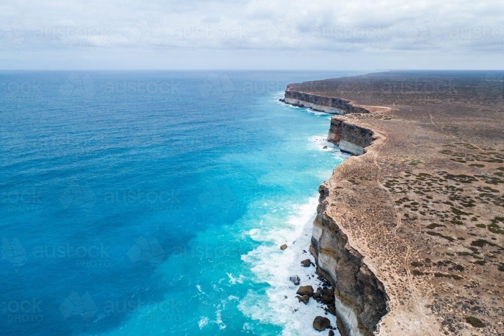 Bunda Cliffs along the Great Australian Bight. - Australian Stock Image
