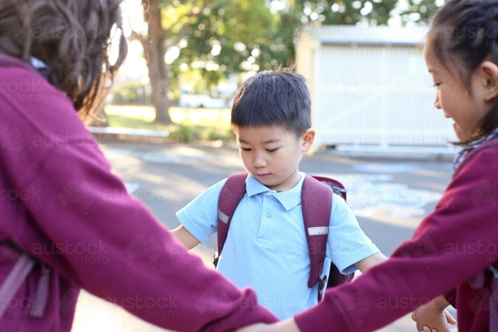 Children playing in the school playground - Australian Stock Image