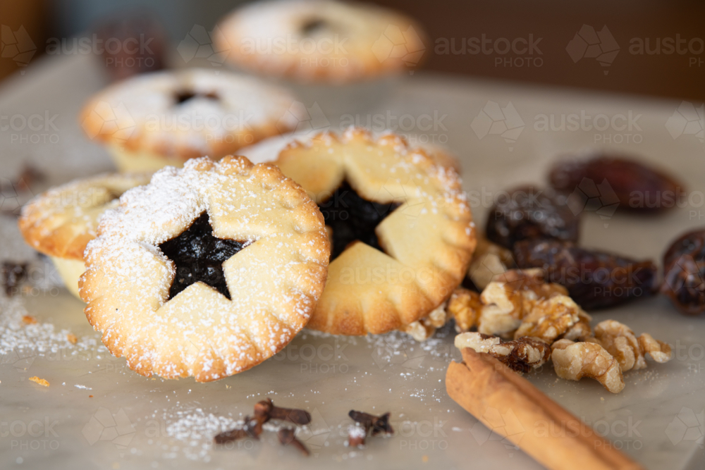 Image of christmas traditional treat, fruit mince pies - Austockphoto