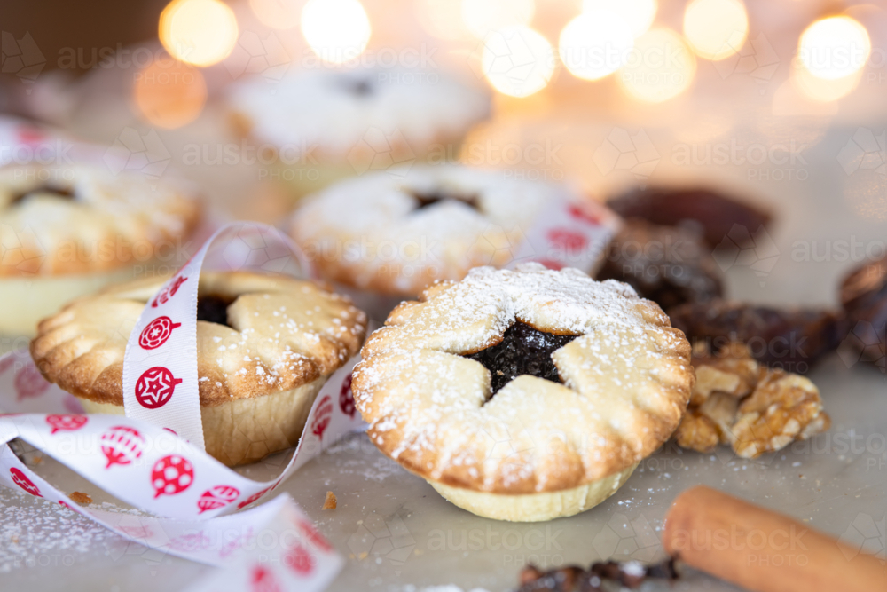 Image of christmas traditional treat, fruit mince pies, with a ...