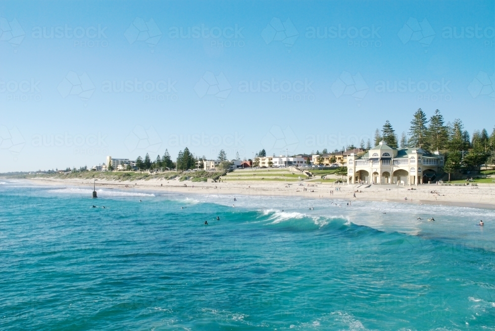 Clear Summer Day At Cottesloe Beach : Austockphoto Clear Summer Day At Cottesloe Beach - Australian Stock Image