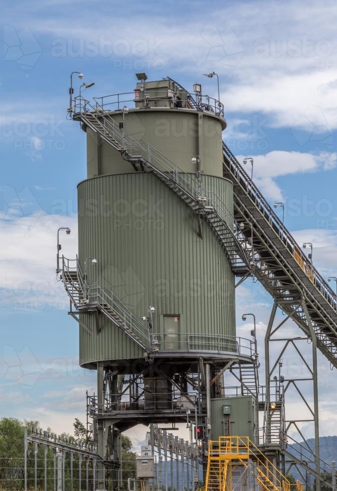Image of Coal train loader - Austockphoto