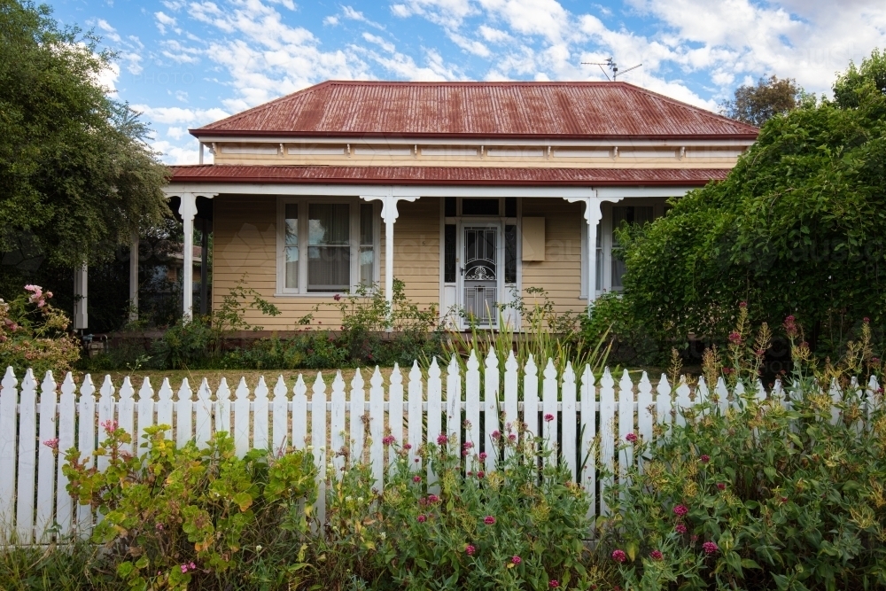Country/rural style timber house in Horsham, Victoria - Australian Stock Image