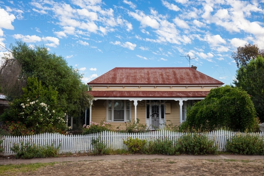Country/rural style timber house in Horsham, Victoria - Australian Stock Image