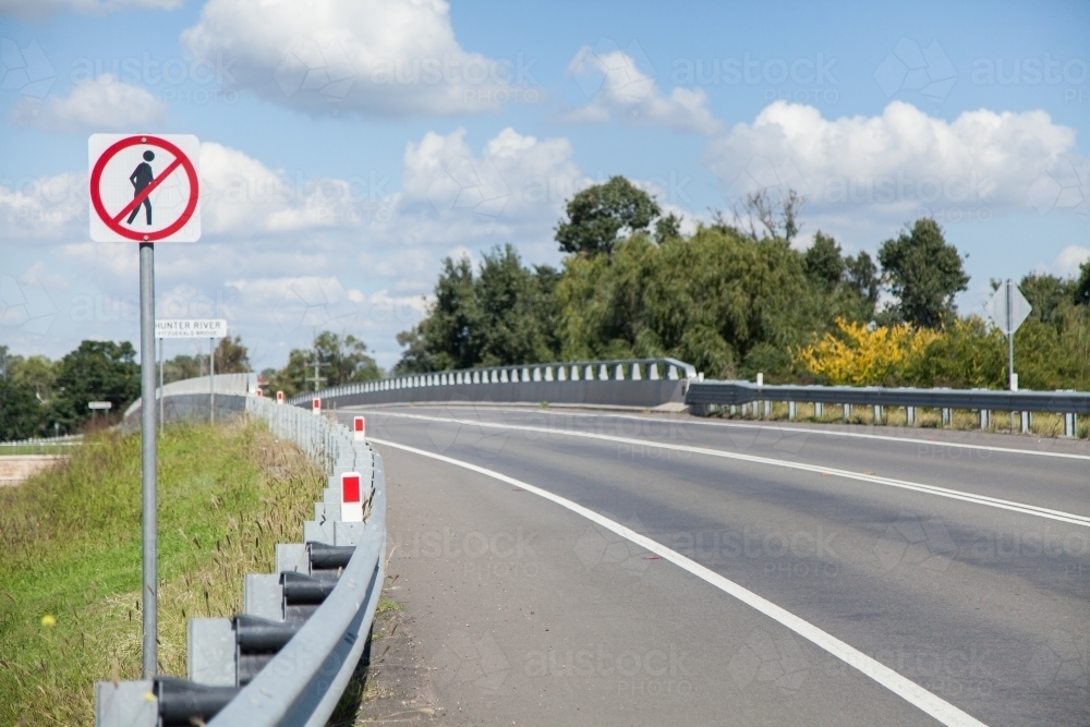 Do not walk over traffic bridge sign - Australian Stock Image