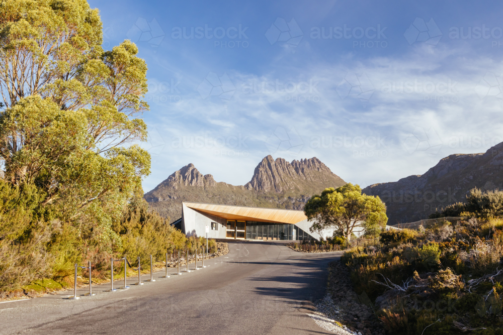 Dove Lake Viewing Shelter on a warm autumn afternoon near sunset in Cradle Mountain - Australian Stock Image