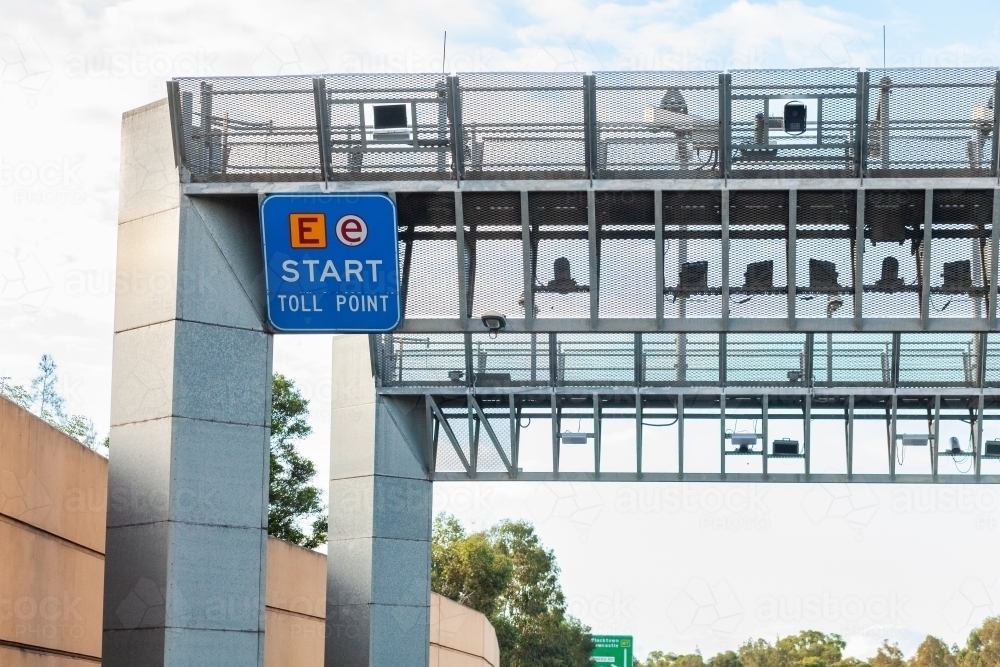Tag Point Sign Image of E-Toll tag point start on motorway entry with sign and cameras ...