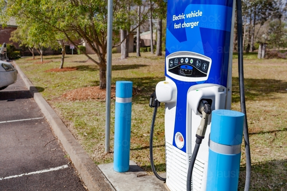 Image Of Electric Vehicle Fast Charger Station In Carpark Austockphoto image-of-electric-vehicle-fast-charger-station-in-carpark-austockphoto