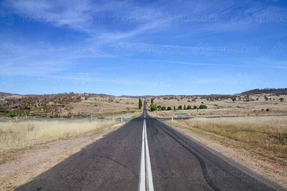 Endless highway through southern NSW - Australian Stock Image