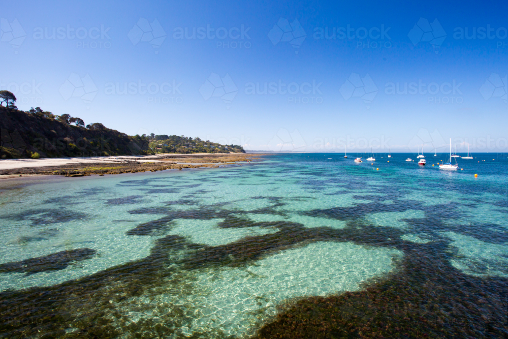 Flinders back beach on a hot summer's afternoon in the Mornington Peninsula, Victoria, Australia - Australian Stock Image