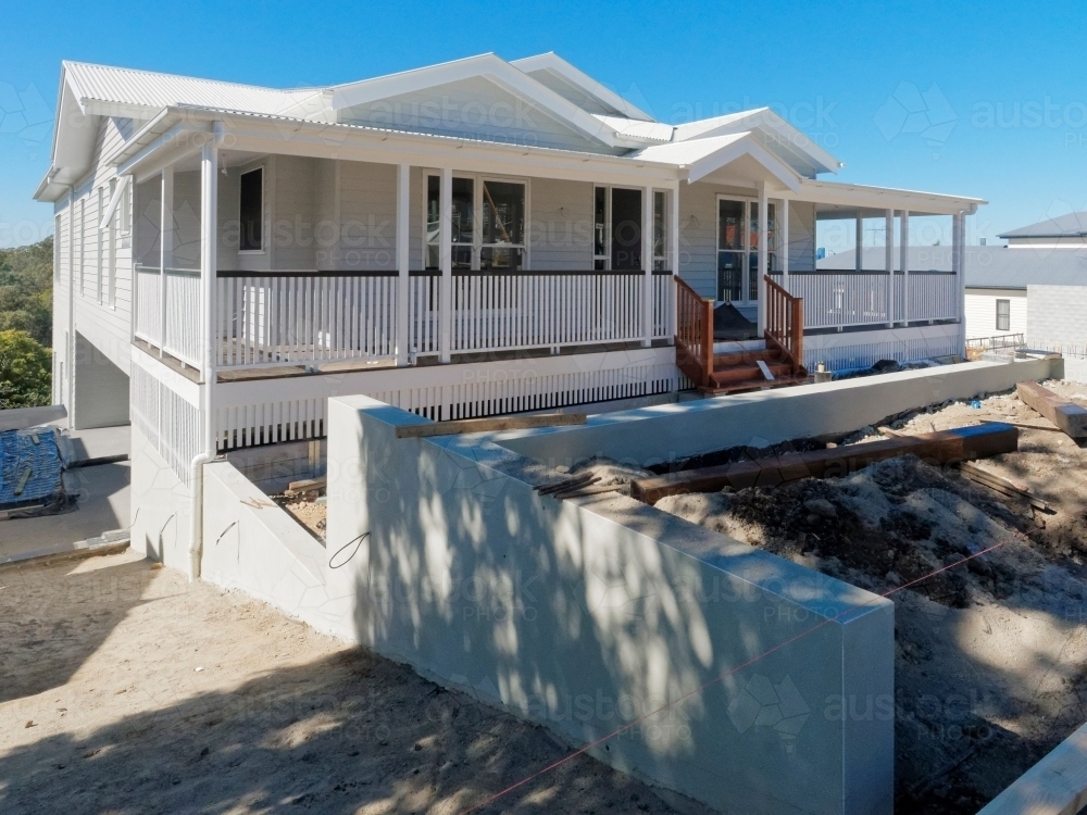 Front of brand new house, never lived in and still under construction, nearly completed - Australian Stock Image