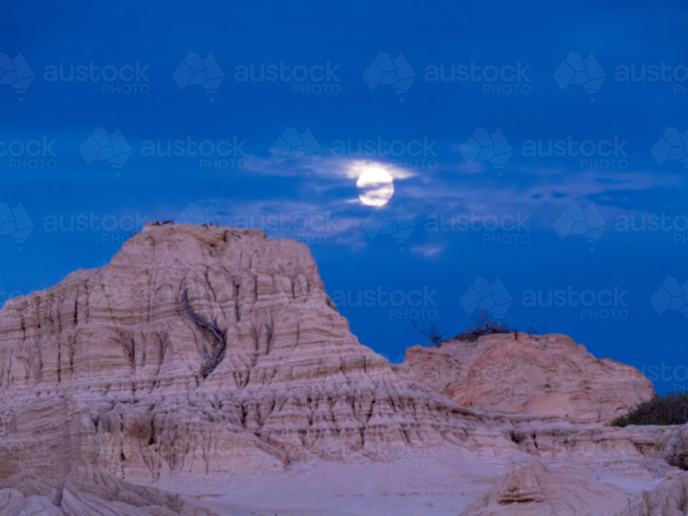 Full moon over the Walls of China, Mungo National Park - Australian Stock Image