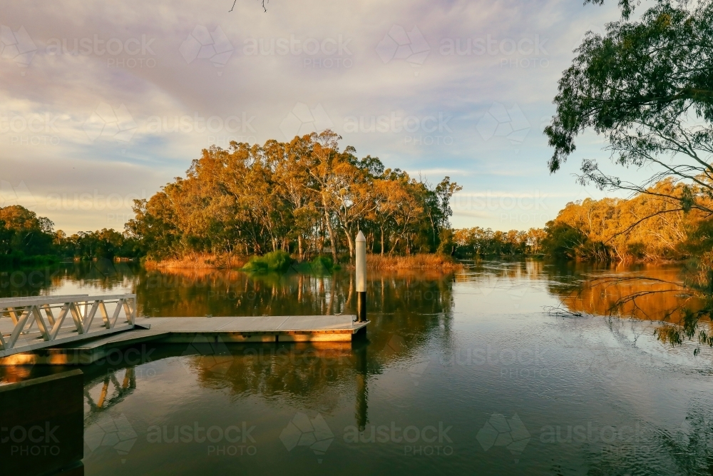 Victoria Jetty Image of golden afternoon at the Koondrook jetty on the Gunbower Creek ...