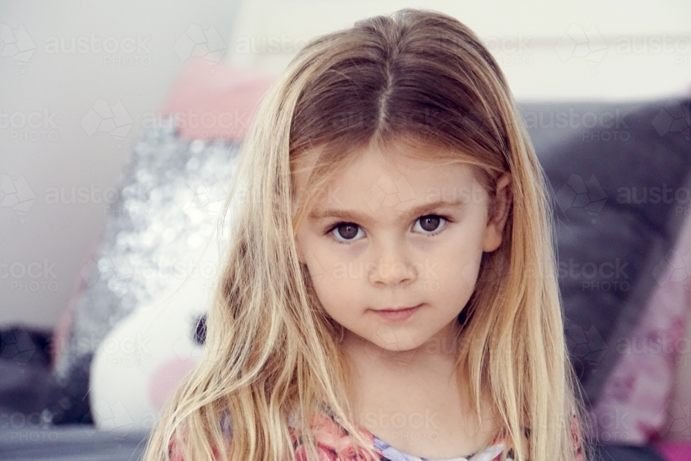 Headshot of 5 year old girl with blonde hair - Australian Stock Image