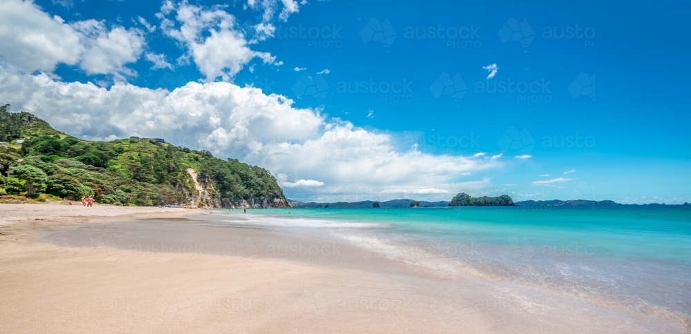 Hidden white sand beach paradise - Australian Stock Image