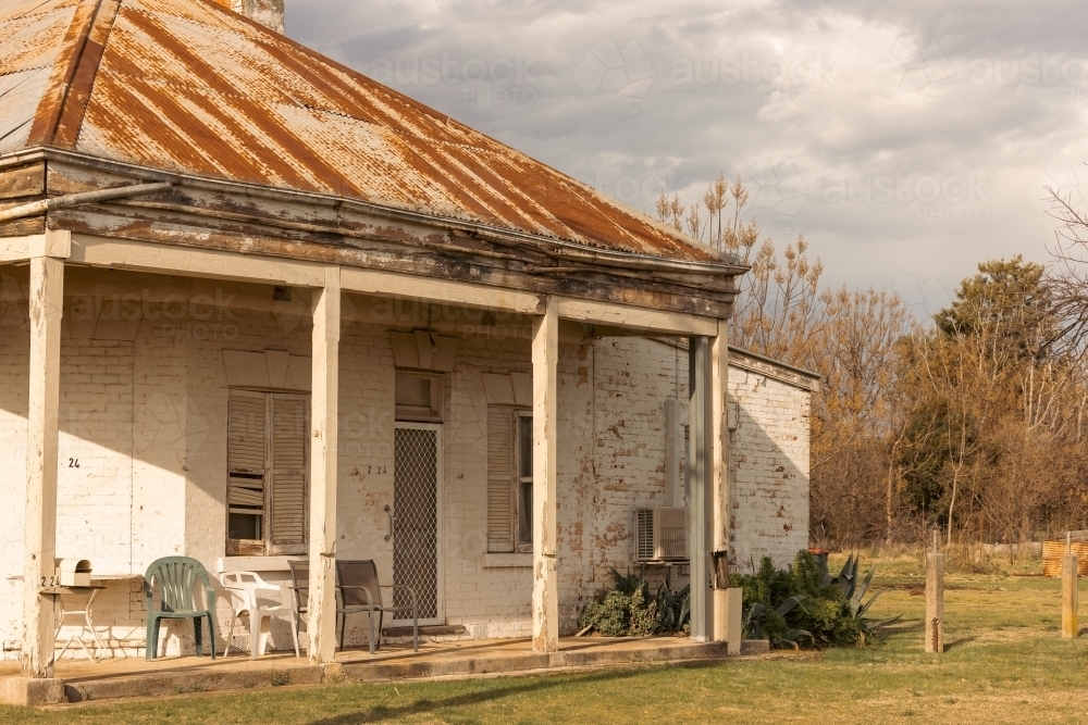 Historic cottage on the outskirts of Tamworth NSW - Australian Stock Image
