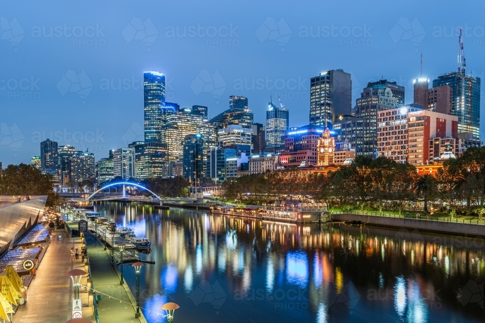 Horizontal shot of Yarra river and city buildings - Australian Stock Image