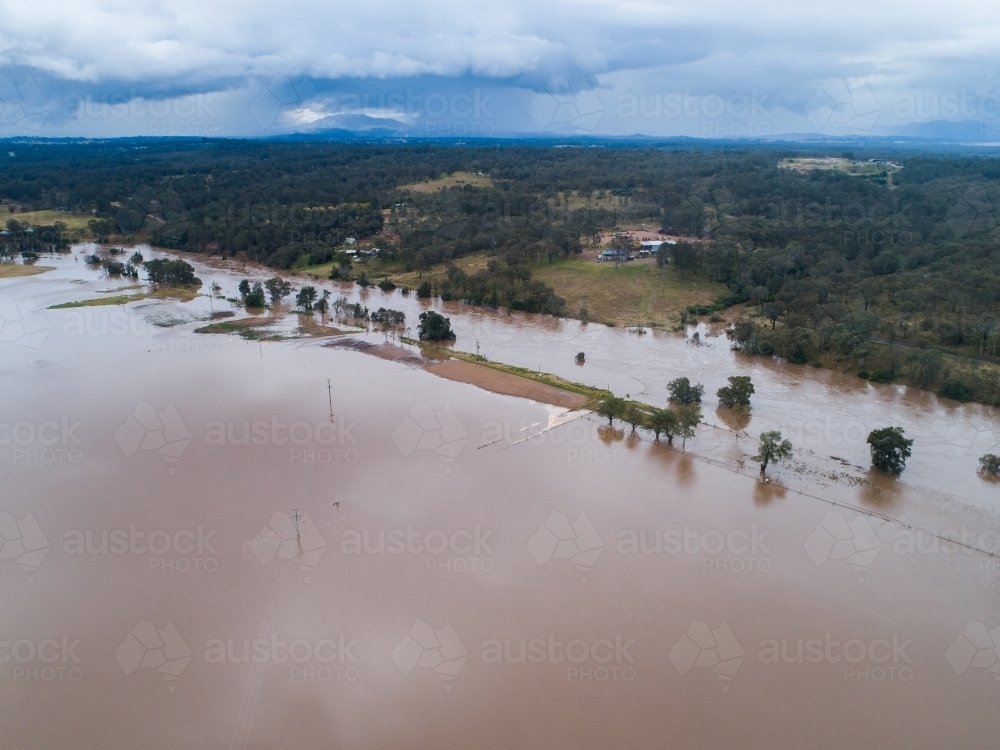 Hunter river during flood with floodwater covering farmland in Singleton - Australian Stock Image