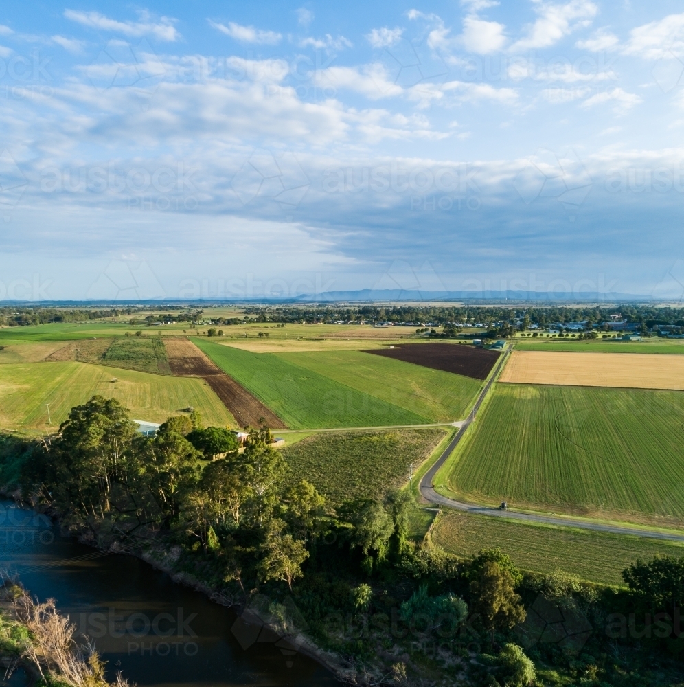 Image of Hunter River running past fertile Australian farmland river