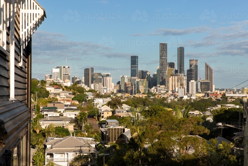 inner Brisbane suburbs of Paddington and Red Hill with Brisbane City in the background - Australian Stock Image