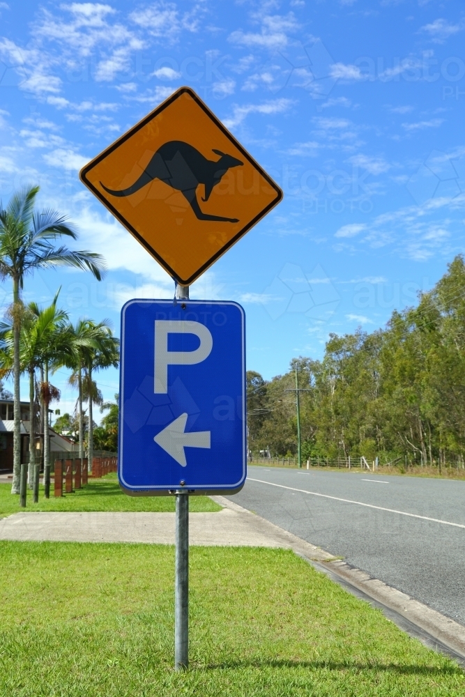 Kangaroo parking sign on roadside in Queensland - Australian Stock Image
