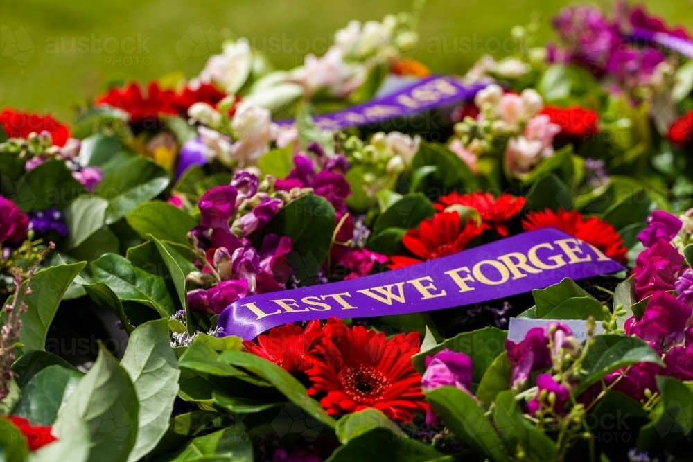 lest we forget ribbon in  memorial wreath for remembrance day - Australian Stock Image