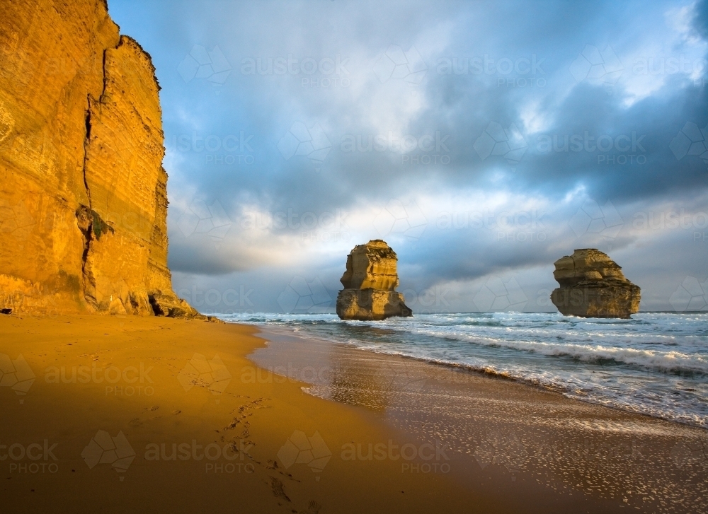 Limestone stacks and cliffs at sunset - Australian Stock Image
