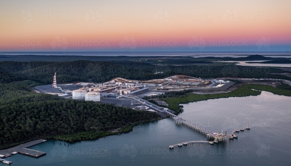 Liquified natural gas plant (LNG) on Curtis Island with the coral sea in the background - Australian Stock Image