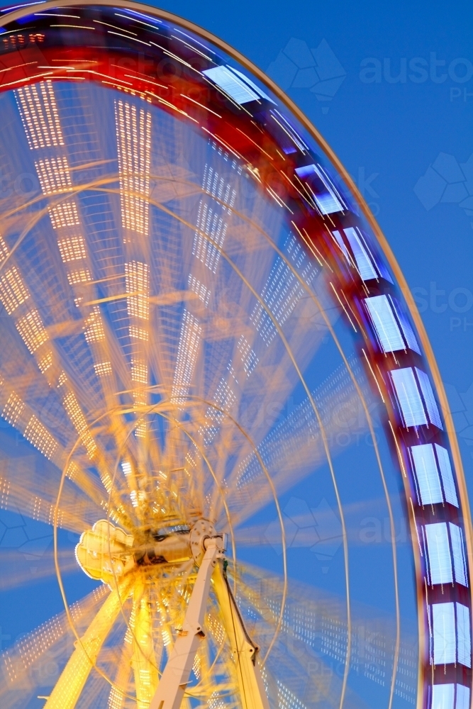 Long exposure of the Fremantle ferris wheel at dusk - Australian Stock Image