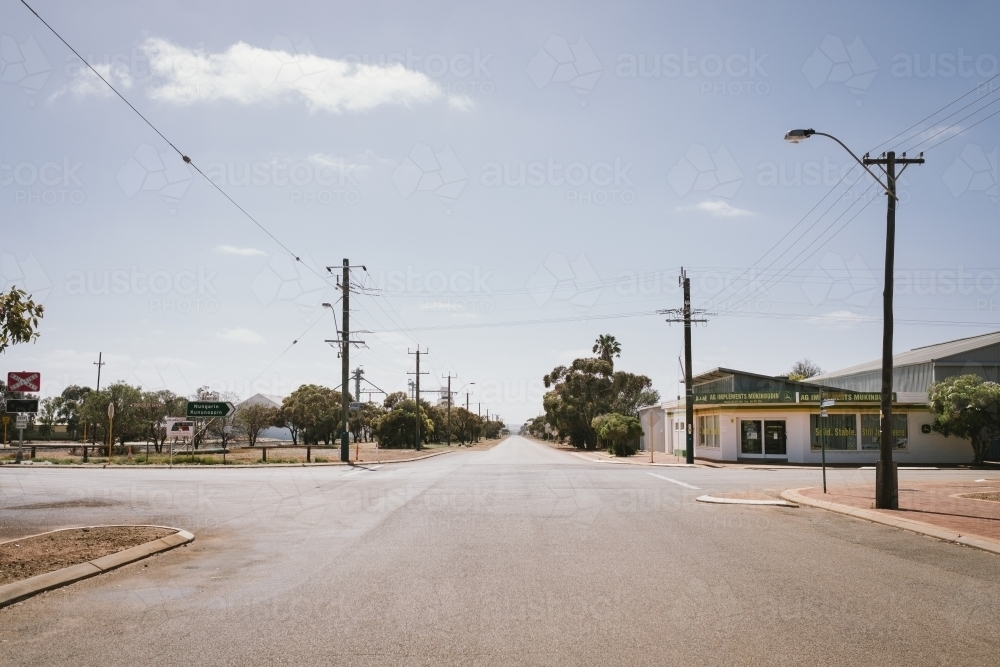 Main street of Mukinbudin town in the Eastern Wheatbelt of WA - Australian Stock Image