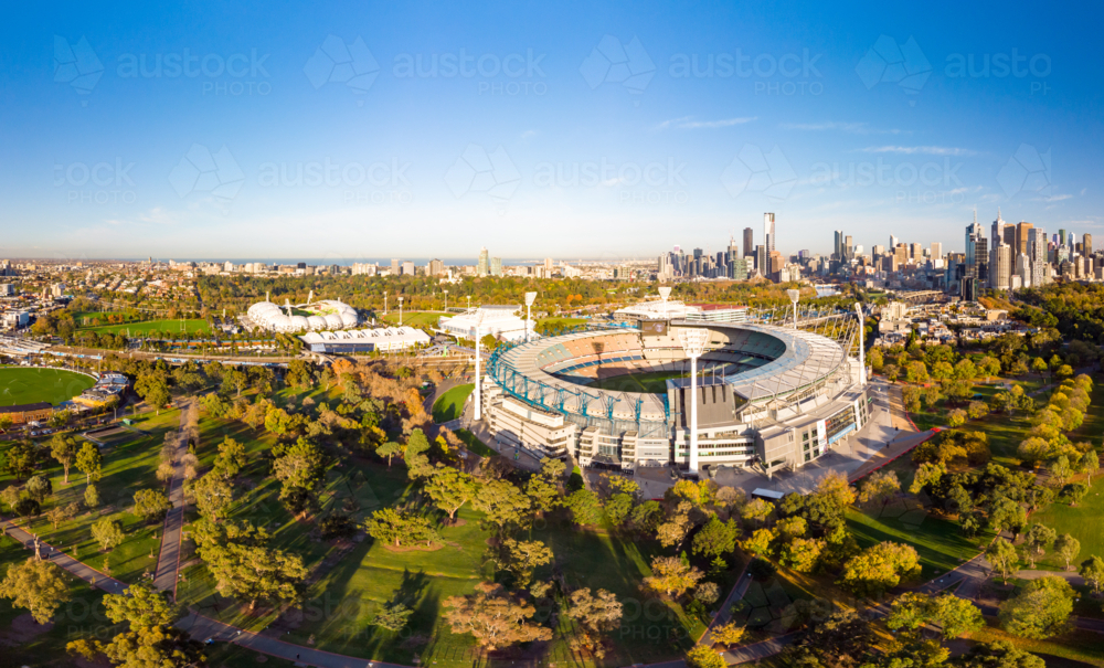 Melbourne's famous skyline with Melbourne Cricket Ground stadium in the foreground. - Australian Stock Image
