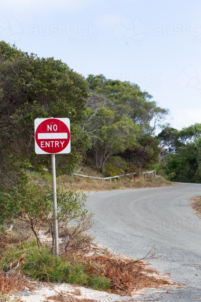 No Entry sign on isolated road - Australian Stock Image
