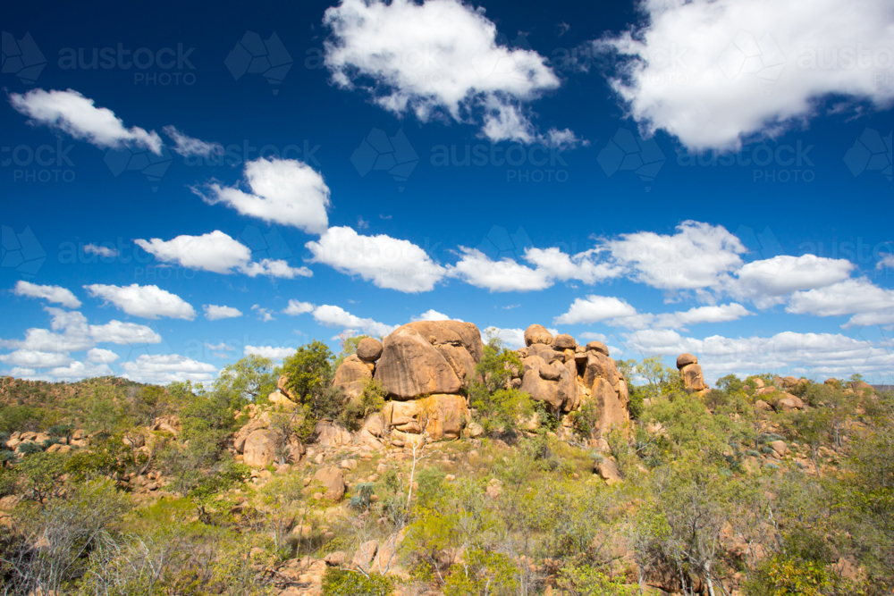 O'Brien's Creek and surrounding gem fossicking landscape near Mount Surprise in Queensland - Australian Stock Image