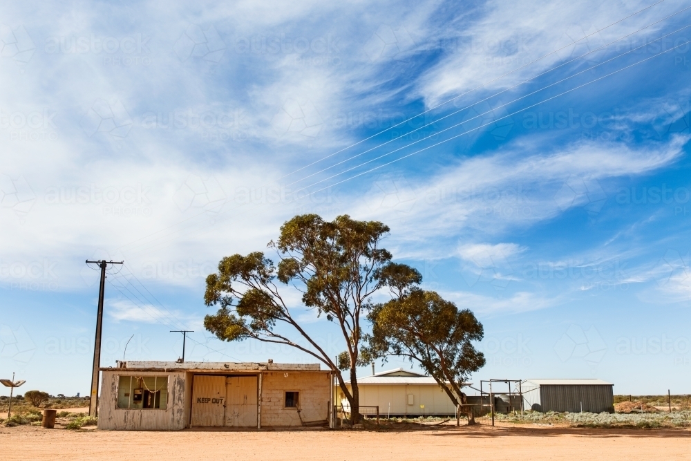 Old buildings in Kingoonya, outback South Australia - Australian Stock Image