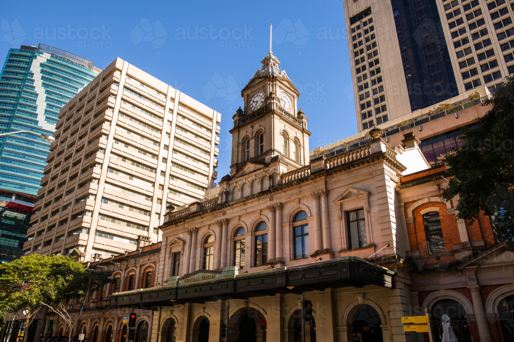 old central station building in Brisbane surrounded by newer buildings - Australian Stock Image