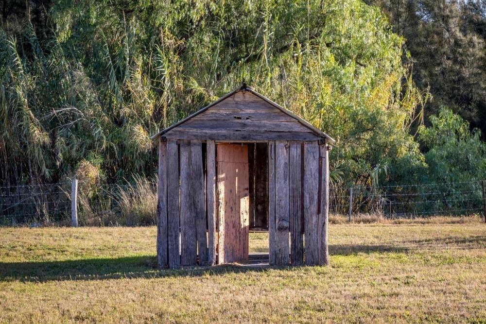 Random Old Shed Image of Old run down abandoned timber farm shed - Austockphoto