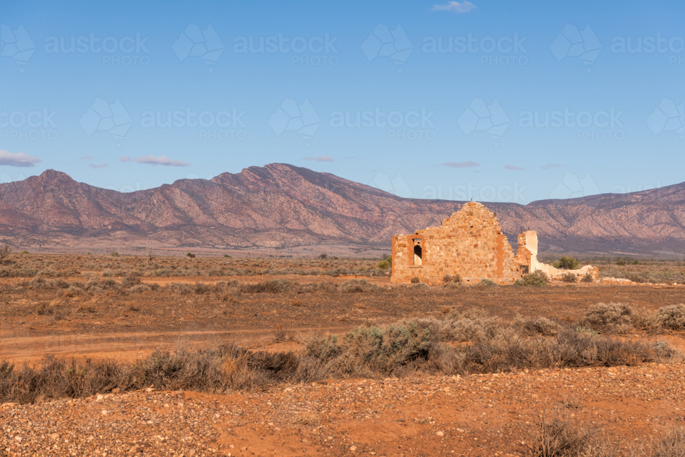 Old stone ruin farm building, Flinders Ranges, South Australia - Australian Stock Image