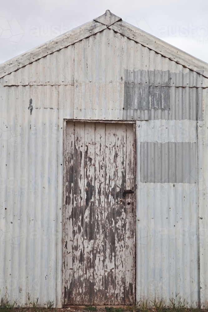 Old tin shed in country victoria - Australian Stock Image